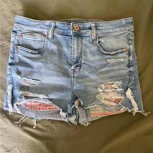 AMERICAN EAGLE OUTFITTERS SIZE 14 MEDIUM WASH DISTRESSED HIGH RISE SHORTS